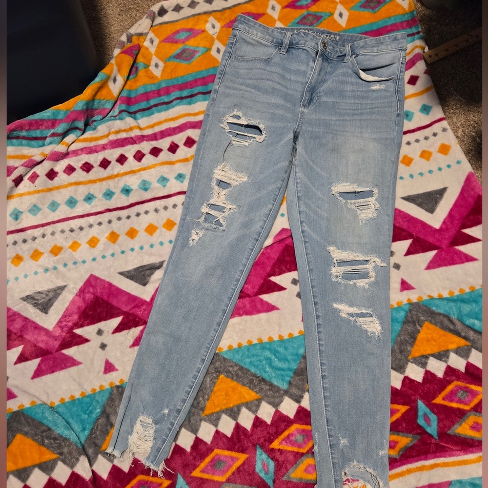 American Eagle Light Blue Distressed Skinny Jeans Size 12